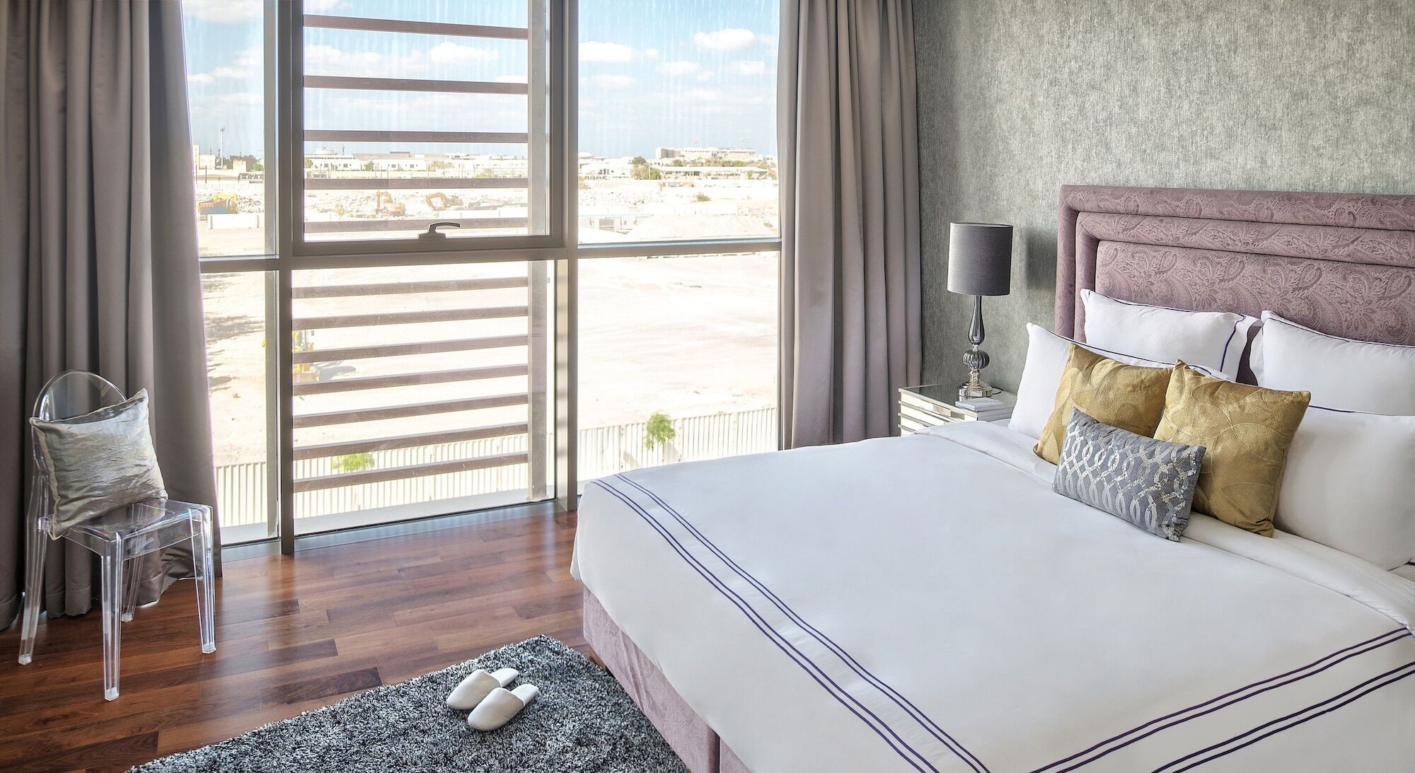 Dream - Walk Modern & Luxury * Dubai
