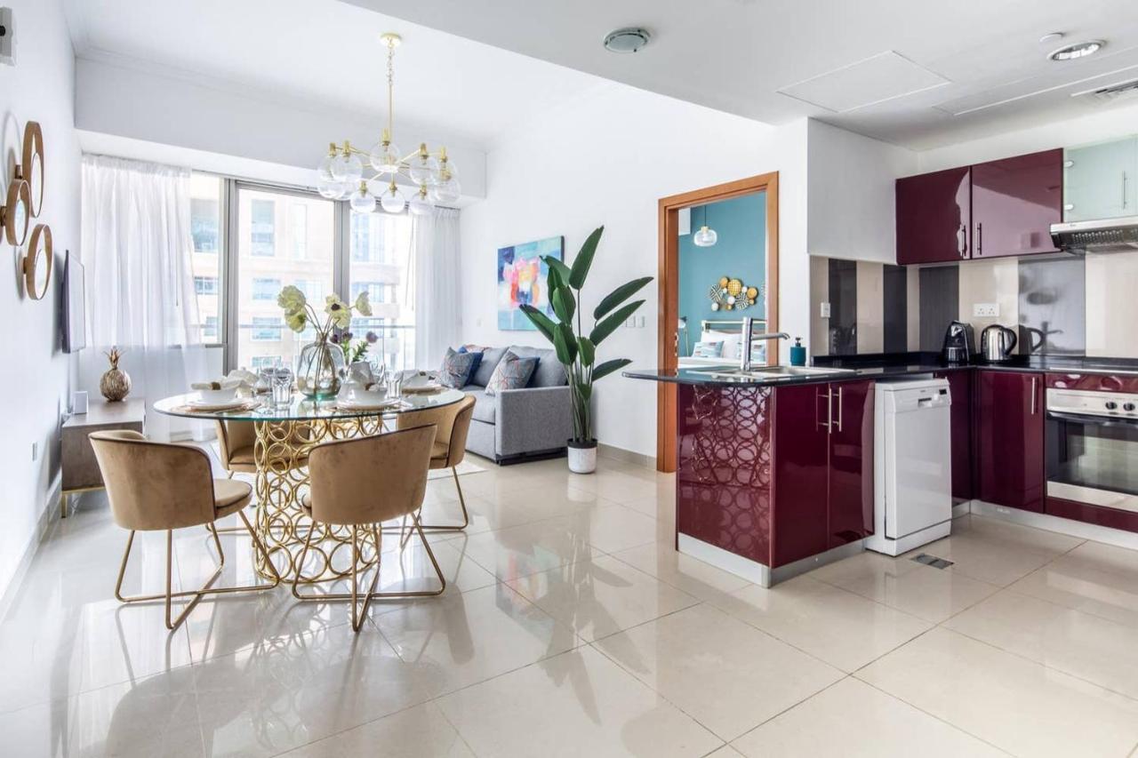Daire Frank Porter - Ocean Heights Dubai