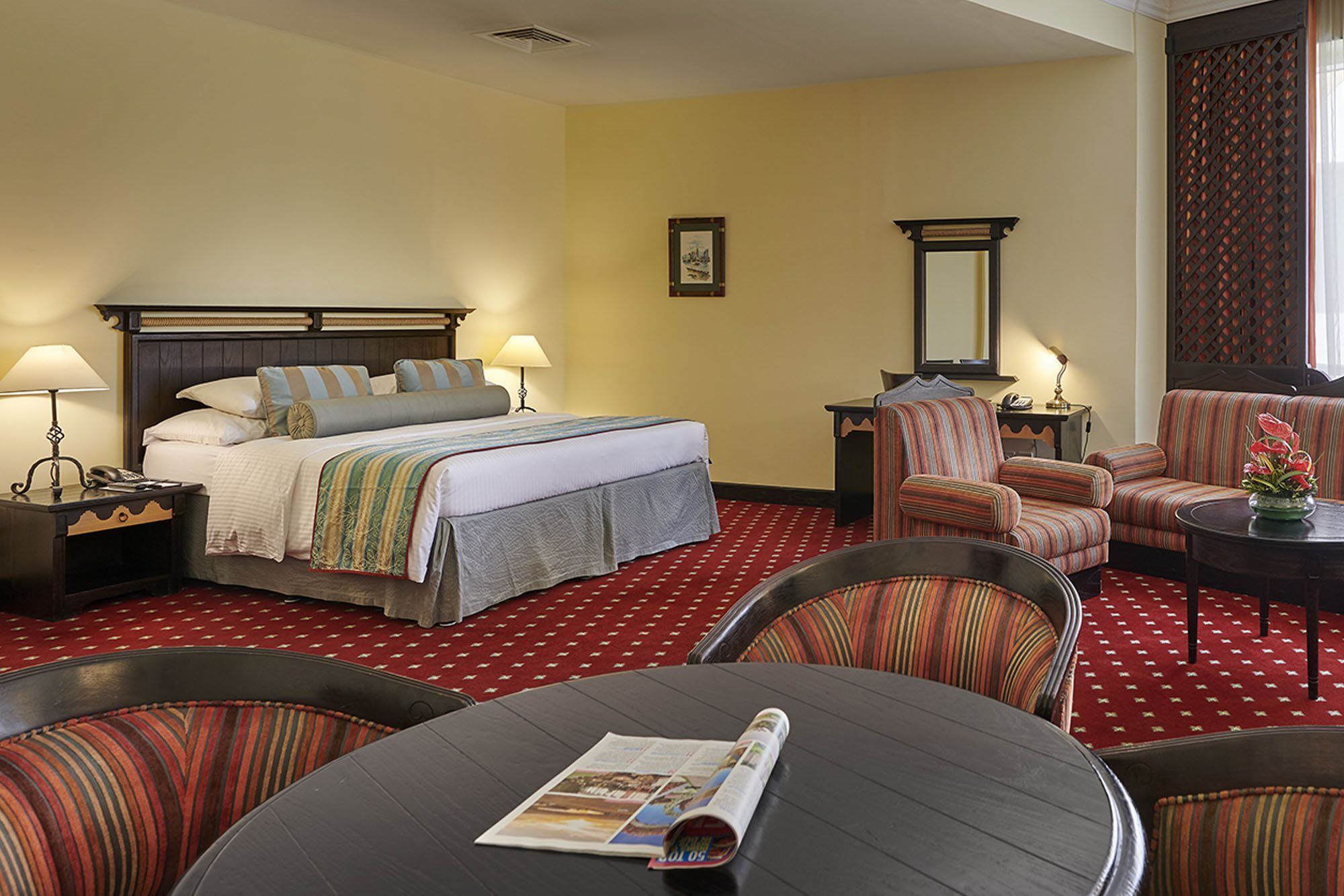 Hotel Millennium Airport 4*