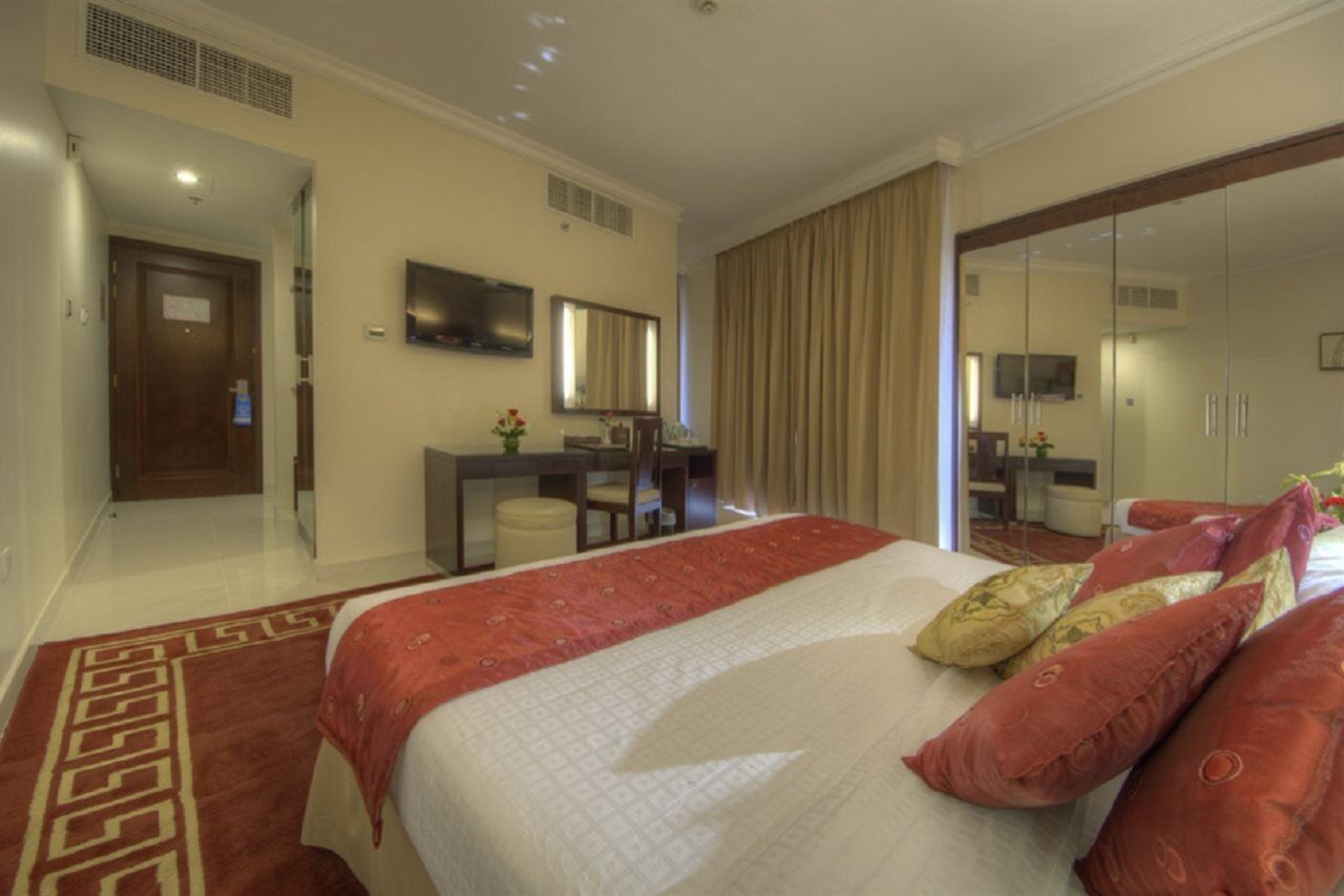 Fortune Grand Hotel 4*