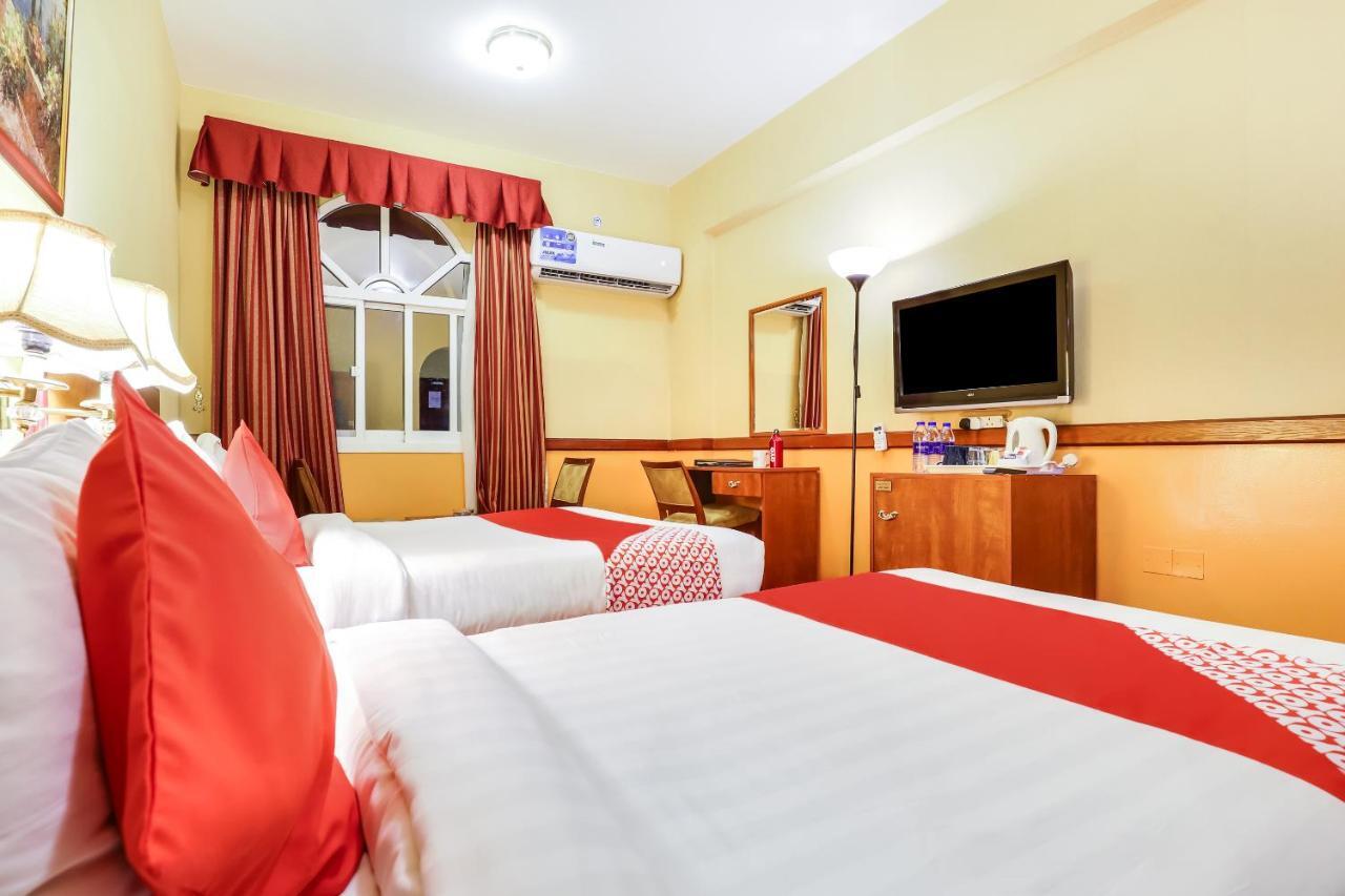 Oyo 353 Middle East Hotel 2*
