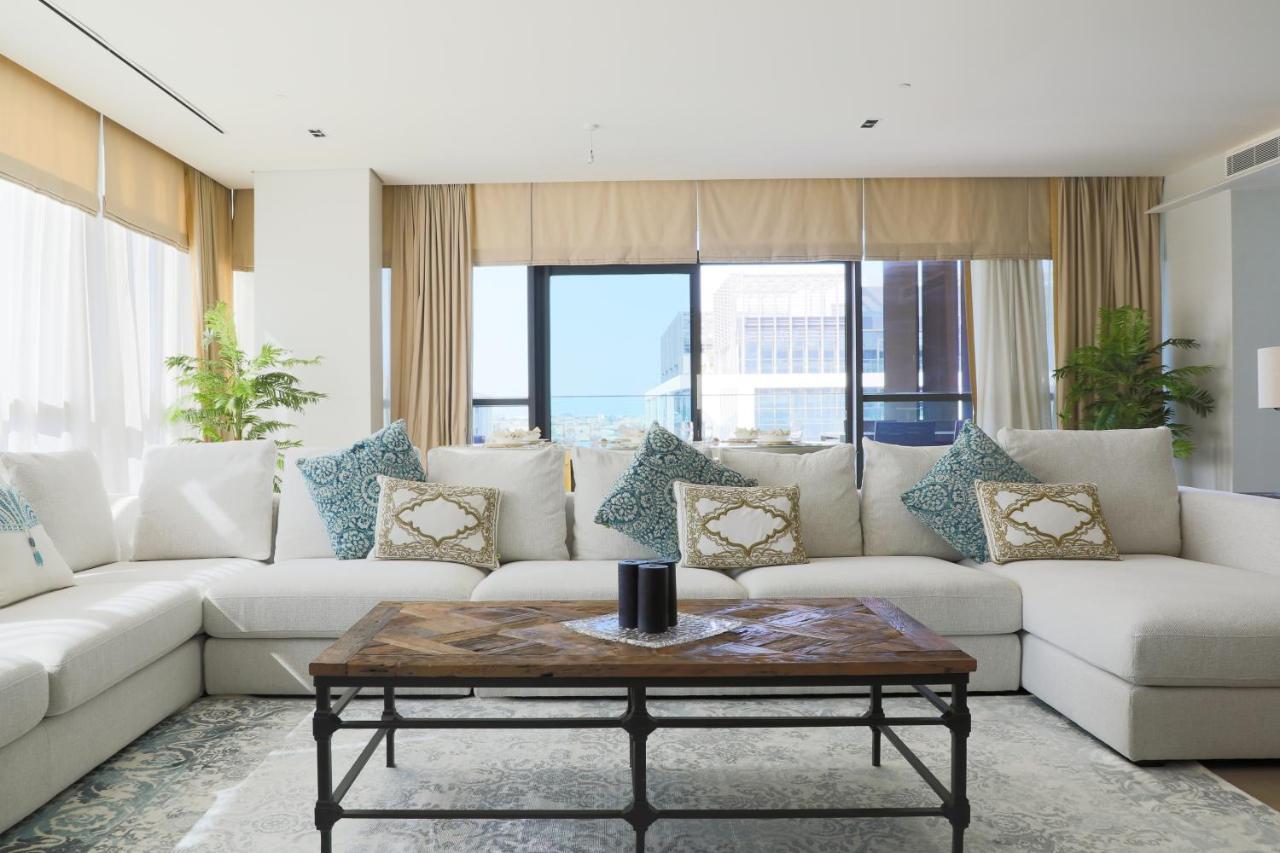 Nasma Luxury Stays - Walk *