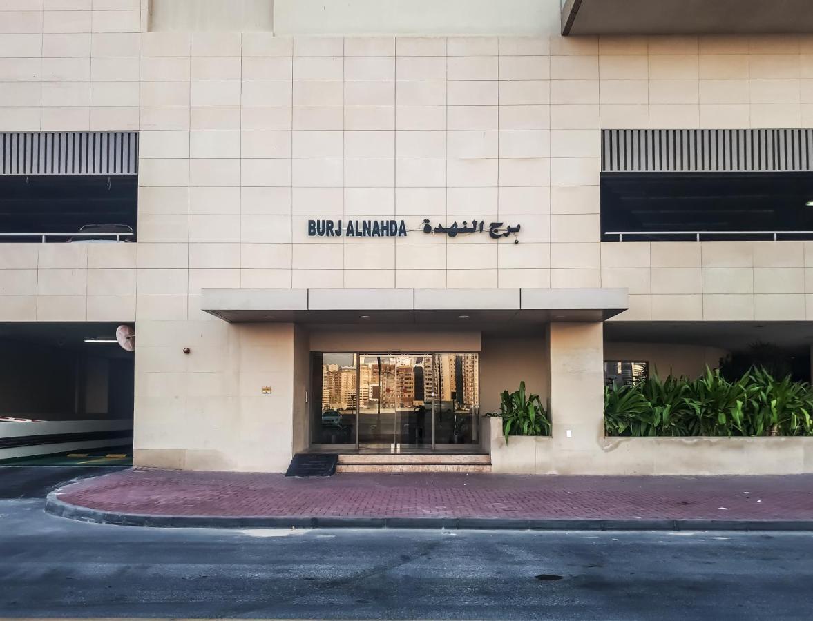 Higuests - Burj Al Nahda *
