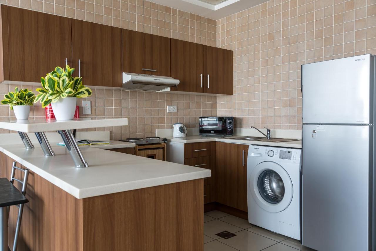 Higuests - Stylish Near Harbor Dubai
