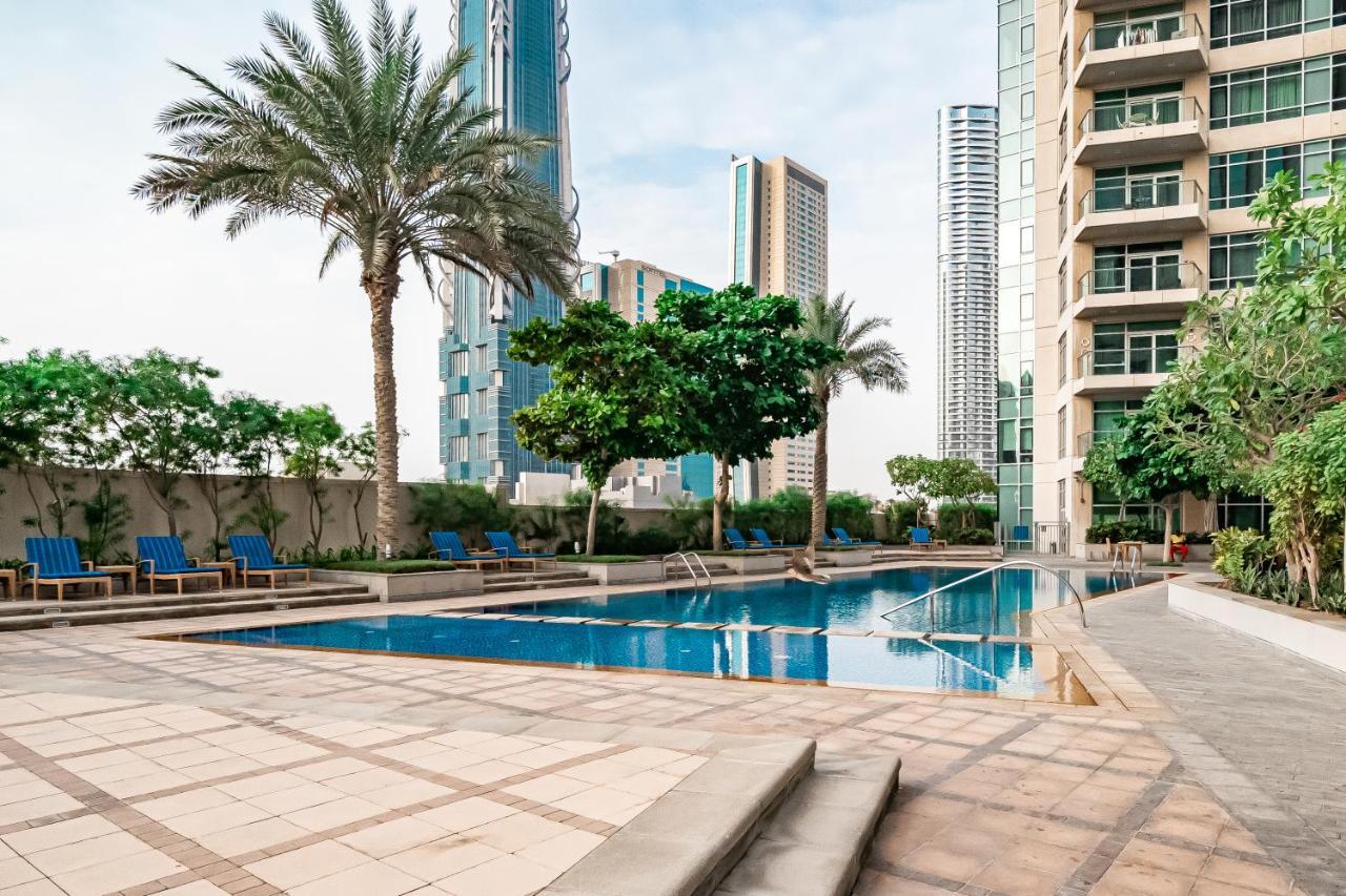 Apartamento Higuests - Designer Apt With Panoramic View Near Burj Khalifa *