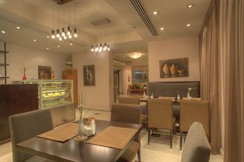 Hotel Al Diar Al Barsha 4*