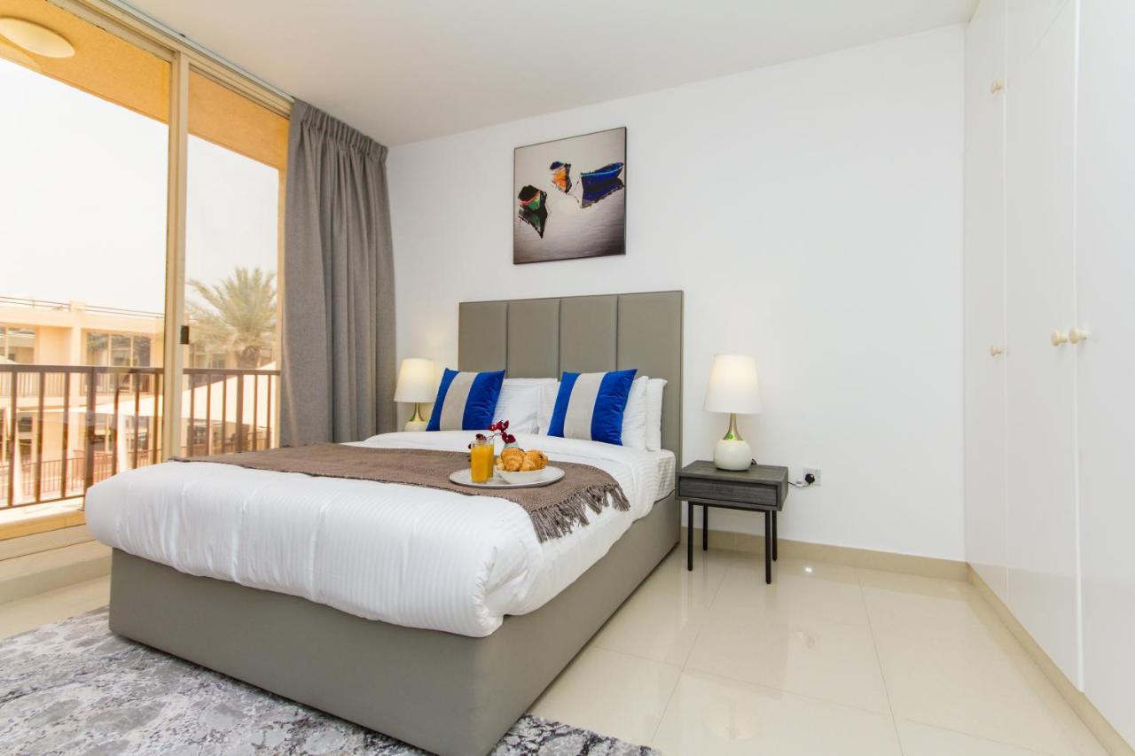 Bespoke Residences - 3 Bedroom Waikiki Townhouses Apartment *