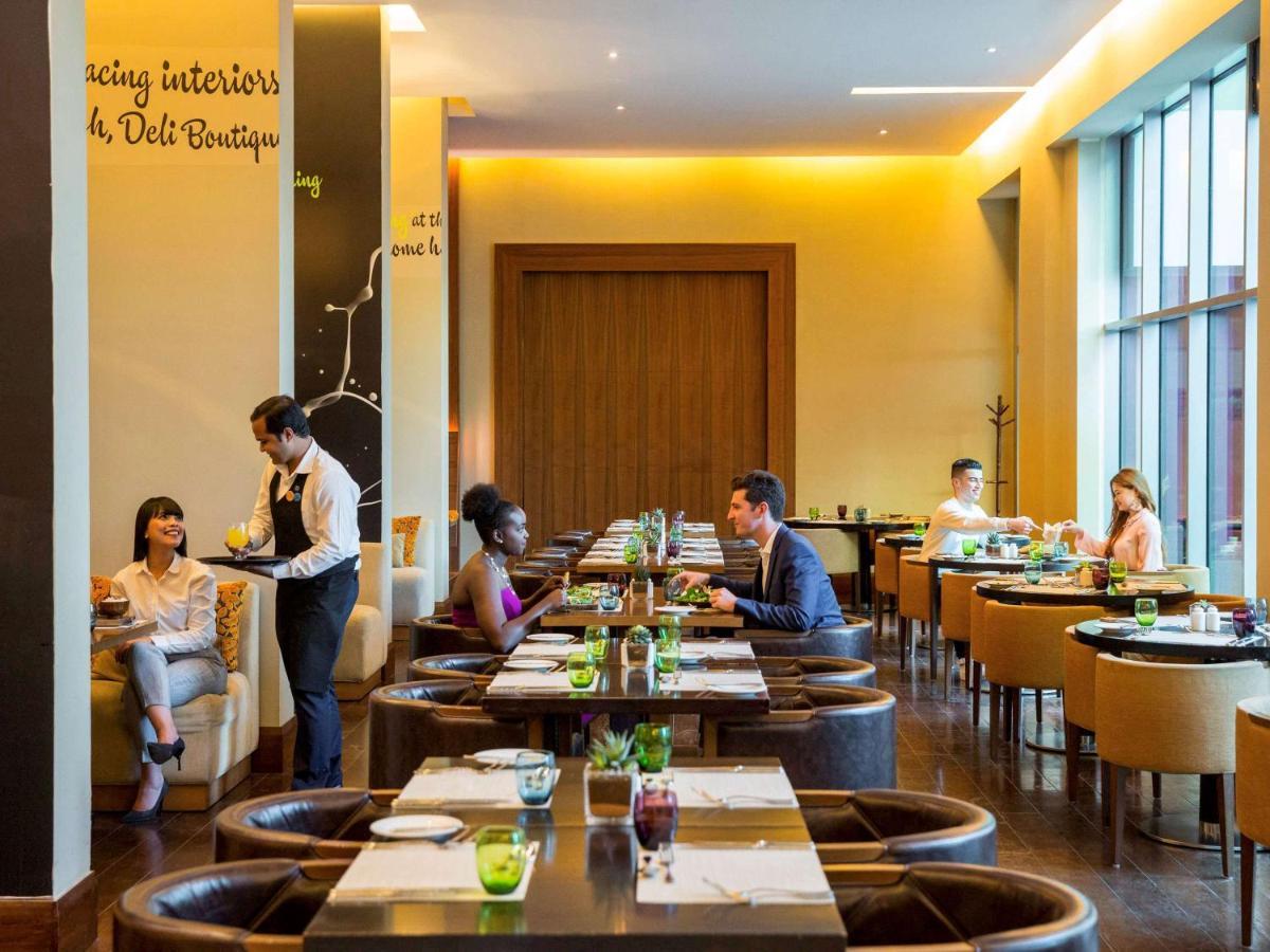 Novotel Mall Avenue Otel 3*