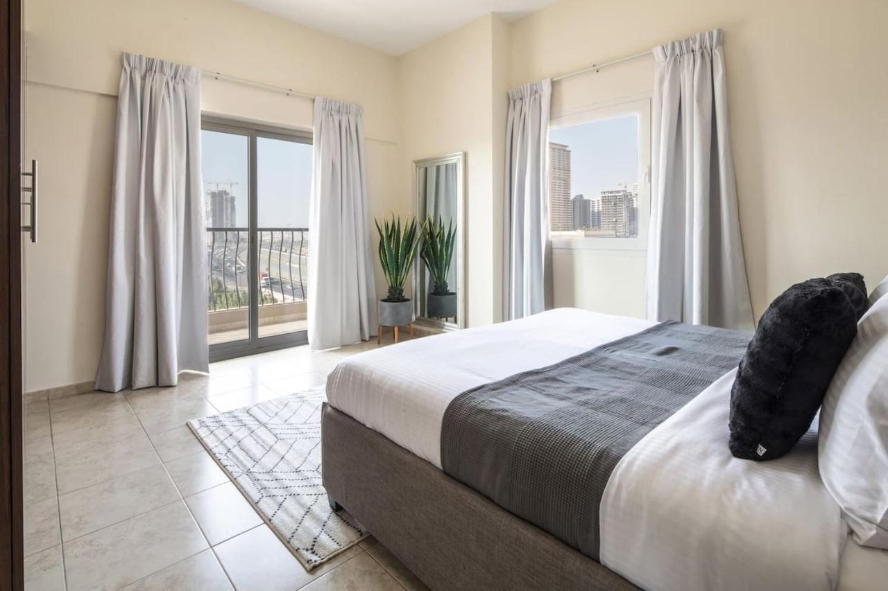Frank Porter - Imperial Apartamento