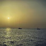 Sunset Apartment Dubai
