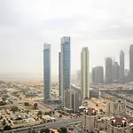 Luxury Dowtown Apt With Stunning Skyline Views