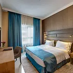 Class Hotel Apartments