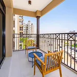 Charming Two Bedroom In Madinat Jumeirah Living