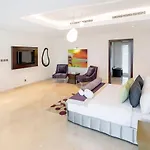 Fam Living - Sarai Beach Villas - Palm Jumeirah - Families Only