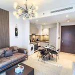 Stay By Latinem Luxury 1Br Holiday Home Cvr B1602 Near Burj Khalifa