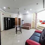Budget Rooms With Private Bathroom For \'Girls\' Only In Dubai, Marina