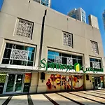 Chic Luxe 2Br I High Floor L By Burj Khalifa & Dubai Mall I Pool L Gym