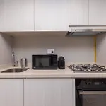 Aya Boutique - Aqua Canal One-Bedroom Retreat At Zada Tower