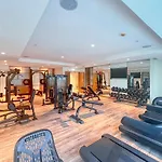 Spacious And Overlooking Burj & Fountains