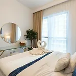 Capital Stay - 4 Bed Apt In Beachfront Palm Jumeriah