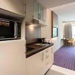 Leva Hotel And Suites, Opposite Downtown