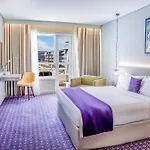 Leva Hotel And Suites, Opposite Downtown