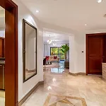 Fairmont North 2Br Sea View Huge Terrace