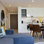 Rh -Skyline Serenity, High-Floor Oasis In Downtown, 8 Mins Walk To Burj Khalifa