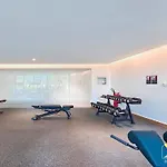 Stylish 1Bedroom With Balcony & View Dubai