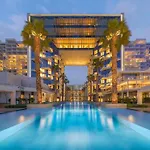 Maison Privee - Glamourous Apt With Sea Views At Five Palm