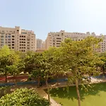 Maison Privee - Elegant Coastal Apt On Palm Jumeirah