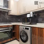 Mira Holiday Homes - Spacious And Cosy 3 Bedroom With Burj Khalifa View