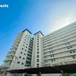 Higuests - Premier Beachfront Stylish 2Br Apt Plus Maid Room