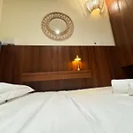 Hostel Marina Jasmine - Luxury Hostel - Jumeirah Beach Residence
