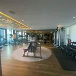 Stunning 2Br Apt With Spa, Pool, Gym, Playground