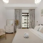 Beautiful 2Br Beach 2 Min Amwaj Jbr