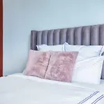 Dream Inn Apartments- Emaar Towers - Rega Al Buteen