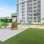 Stay By Latinem Luxury 2Br Holiday Home Cv A813 Near Burj Khalifa