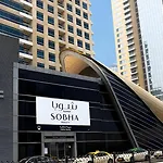 Moon Living Hostel