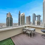 The Skyline Suite Luxury Downtown Retreat