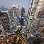 Stunning Apartment - High Floor - Canal View