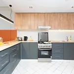 Astonishing Full Palm View -3Br -Dubai Marina, Uae
