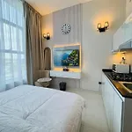 Royal Maison Manara Studio Stay Cook & Relax