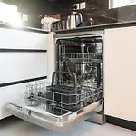 Downtown Luxury Treat - Premium Location! 2 Bedroom!