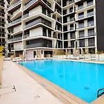 1 Bed Retreat- Rbe Vacation Homes-Binghatti Luna