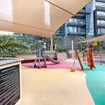 Cozy Studio Apartment Perfect For 4 In Dubai Marina