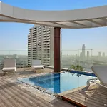 Chic Studio With Balcony At Westwood Grande
