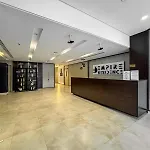 Stylish Studio Apt With Pool, Bbq Area & Playground