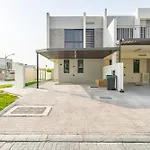 Villa With 3 Bedrooms In Madinat Hind 4 - Damac Hills - Dubai