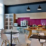 Aloft Dubai Airport